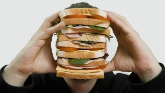 经常吃太饱，危害比你想的大！