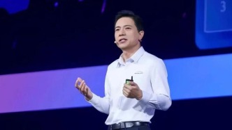 开源、免费、接入DeepSeek……百度闪电四连更，这次真急了？