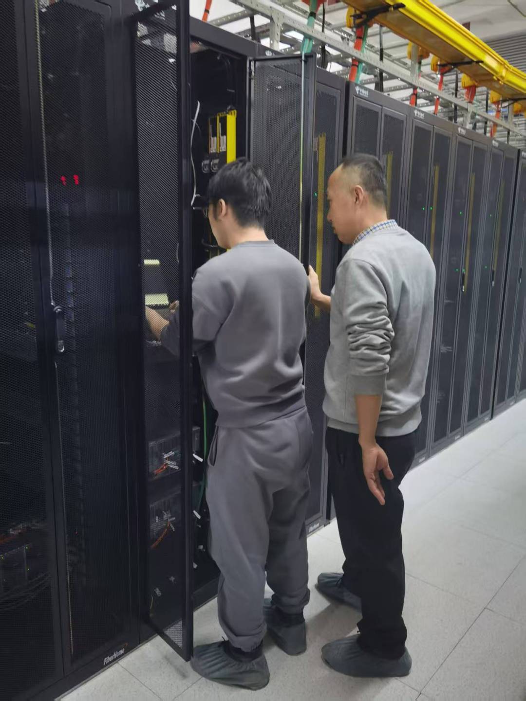 中国电信新疆公司深挖DeepSeek融合应用 AI加“数”构筑智算服务新高地