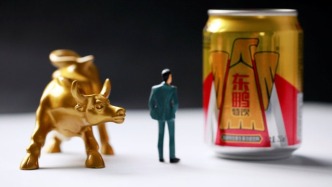 東鵬飲料狂沖港股，志在海外淘金