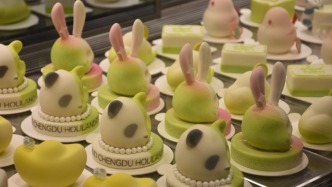 3折捡漏“真香”，年轻人爱上“剩菜盲盒”