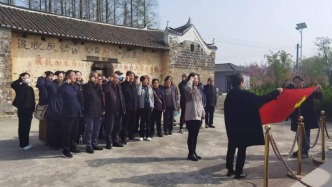 荆门市白庙街道官堰社区“缅怀革命先烈，赓续奋进力量” 清明主题教育活动