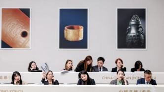 捷報頻傳：嘉德香港春拍瓷器及工藝品板塊斬獲2.4億元港元