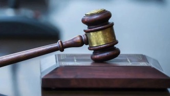 金鳳區法院貫徹落實全區法院執行工作會暨規范涉企執法司法專項行動動員部署會精神