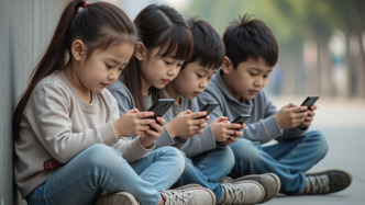 就未成年人“觸屏”立法，你支持嗎？