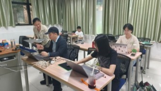 “長” 存幽默基因，“沙” 礫聚作金聲
