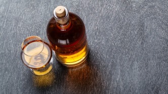 黃酒高端化：蜜糖還是砒霜？