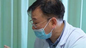 寶寶多指全麻還是局麻？醫(yī)生和奶奶的意見不同