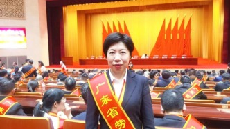 堅(jiān)守初心，深耕教育結(jié)碩果——莊琬霓同志榮獲“廣東省勞動(dòng)模范”榮譽(yù)稱(chēng)號(hào)