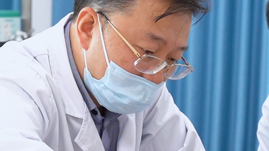 寶寶手上有束帶≠不聰明，家長們不要過于擔心