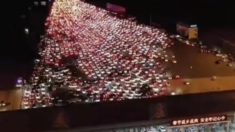 旅游国内第二站-江苏南京，夜景很美，车来车往