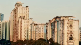 转型酒店和公寓的华远地产，有无“空壳”风险？