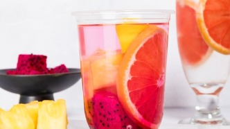 新茶饮掀上市潮，创新竞争不断升级