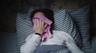 睡不着？可能是气候变化的“锅”！