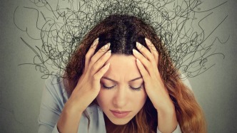 焦慮圍城：當(dāng)代人的困局與隱痛