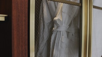 麗思卡爾頓55層套房遭無人機偷拍，怪不怪酒店？