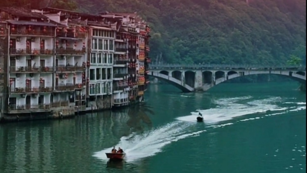 模仿畢贛風格,拍一支貴州+桂林旅行短片 | 一個符號工作室