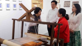 蘇州：緙絲藝術展暨“端午民藝集”在工業園區開幕