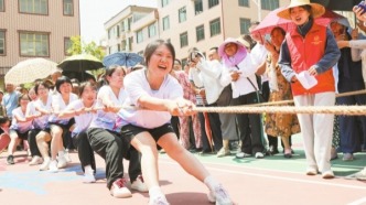 湖南衡陽縣：鄉村拔河歡樂多