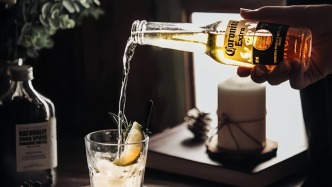 酒店新零售：深夜房間“閃購(gòu)”一杯精釀啤酒