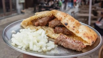  数说世界 | 波黑：ćevapi越来越贵，国民快餐变奢侈消费？