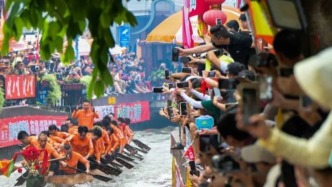 小河涌掀起大“風浪”！疊滘龍船漂移大賽圓滿收官