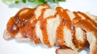 人均消費(fèi)不到20元，烤鴨卷專門店冒頭，背后供應(yīng)商“躺賺”？