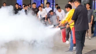 大連理工大學材料科學與工程學院開展消防安全培訓與應急演練