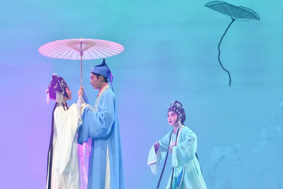 粤剧《白蛇传·情》6月28日苏州上演丨处处皆情,极致浪漫的爱情故事