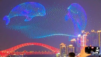 最浪漫的事，看重慶無(wú)人機(jī)表演有多浪漫！