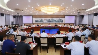 十三届区委常委会第168次会议召开