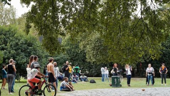 头部OTA线下旅游门店超1万家，为何都在抢着做