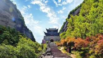 【资治】贯彻省委十二届七次全会精神 推进剑阁县全域旅游大发展‖张忠仁