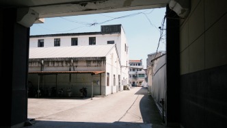 一位厂二代无班可接之后