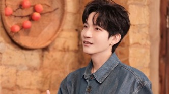 陳楚生《背后》訪談?lì)l登熱搜，從駐唱到歌手的逆襲
