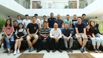 徐卓 | 一顆永不生銹的螺絲釘