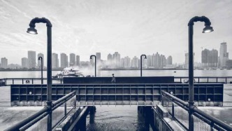 跟随这份书单，探寻城市文化密码