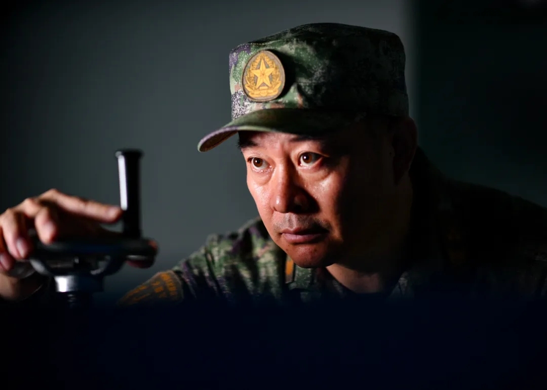 匠心"筑巢"托举长剑飞天