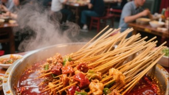 常年光顧地攤串串香患胃癌？