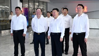 张恩惠顾刚到重点企业调研