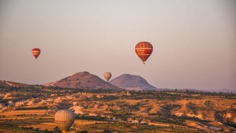 旅拍巨头铂爵旅拍突然暴雷，旅拍市场还有未来吗？