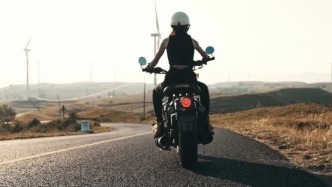 360亿，KKR买下哈雷摩托一个部门