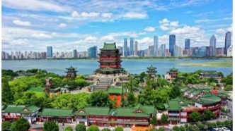 8月6日，滕王閣區(qū)域?qū)和ｉ_(kāi)放