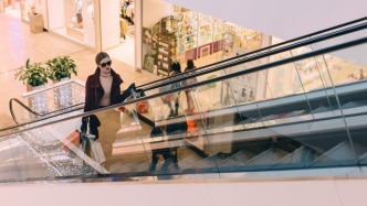 拉夏貝爾起死回生了？都以為要倒的女裝巨頭怎么又活了？