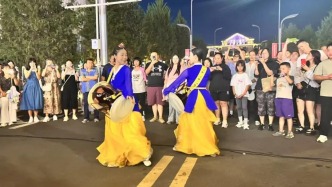 非遗燃夏夜！延边大学门前上演特色快闪