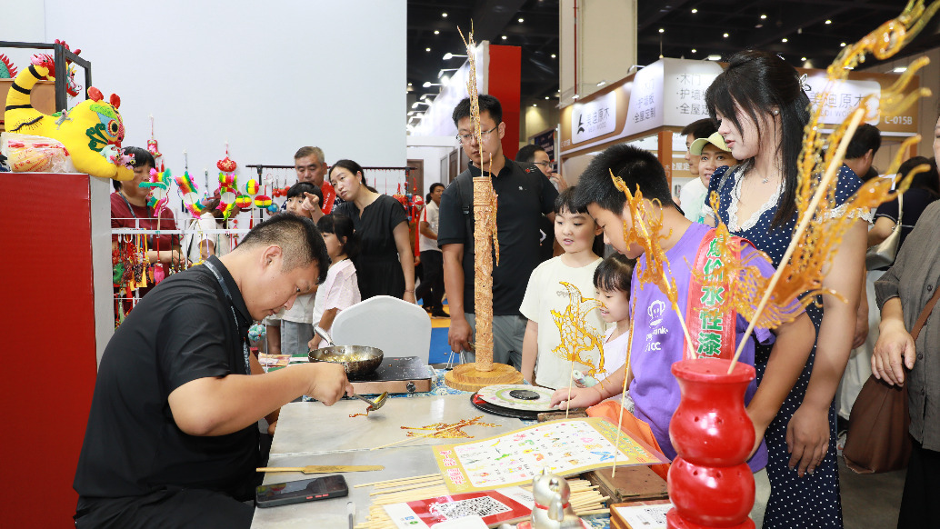 鄭州非遺文創展精彩紛呈