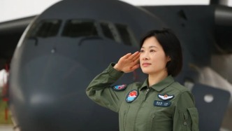 阅兵最帅女机长，是她！