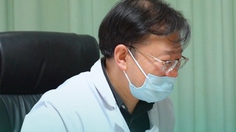 宝宝多指术后疤痕很轻，但也别忘了涂祛疤药