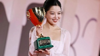 粵產(chǎn)電影《日掛中天》閃耀威尼斯，辛芷蕾榮獲最佳女演員獎