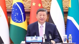 习近平：以“三个坚持”推进“大金砖合作”